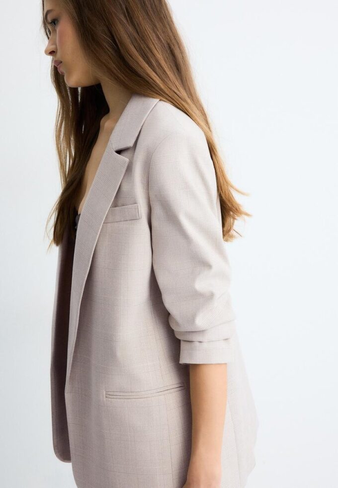 Blazer aberto às riscas