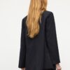Blazer aberto às riscas