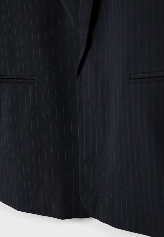 Blazer aberto às riscas