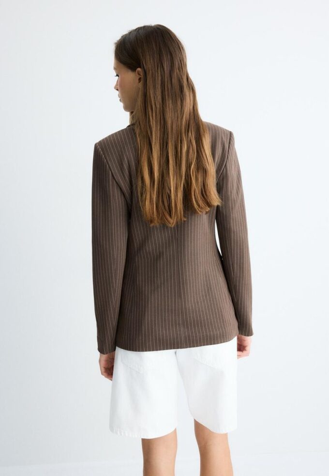Blazer básico de malha às riscas Blazer básico de malha às riscas