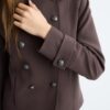 Blazer com botões gravados