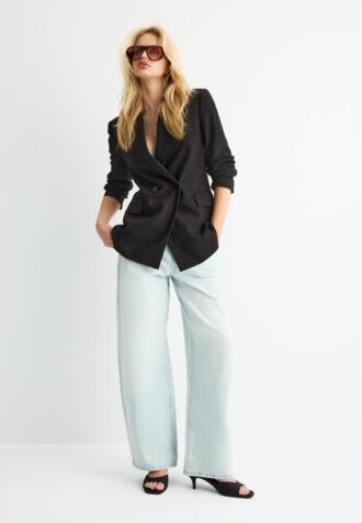 Blazer de corte ajustado