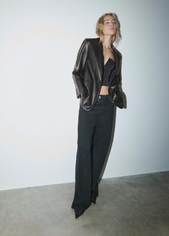 Blazer de corte regular com efeito de pele