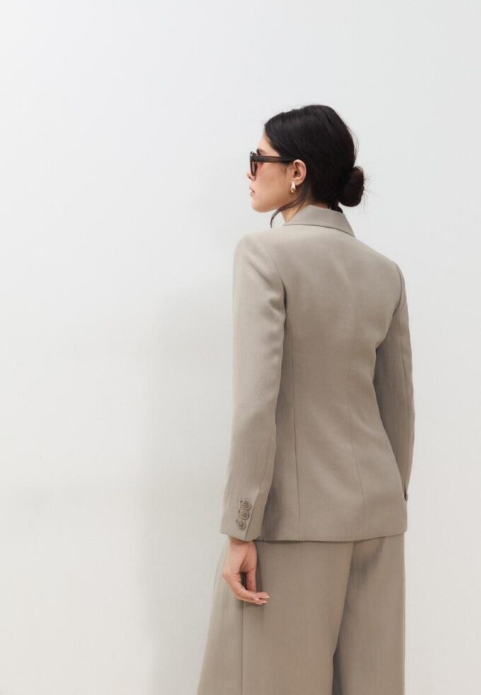 Blazer justo de 3 botões