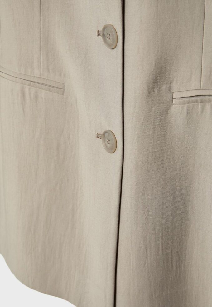 Blazer justo de 3 botões