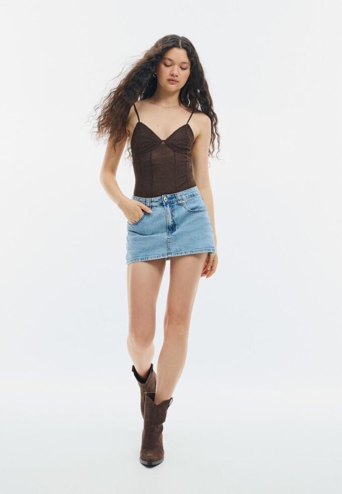Body de renda com alças Body de renda com alças
