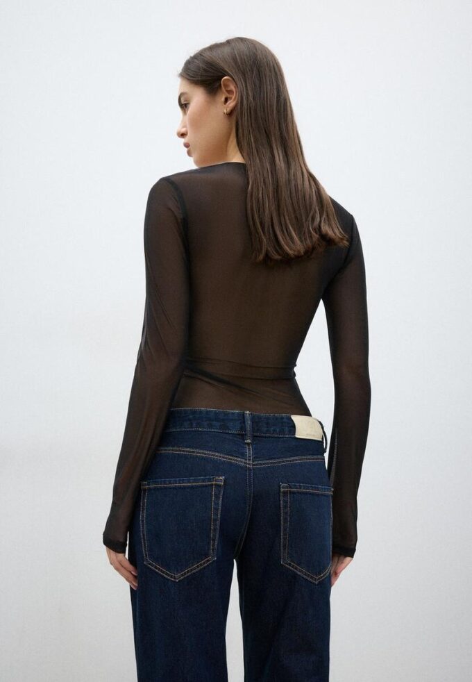 Body de tule com decote quadrado Body de tule com decote quadrado