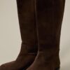 Bota de montaria plana em pele Bota de montaria plana em pele