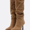 Botas altas de salto agulha Slouchy em pele