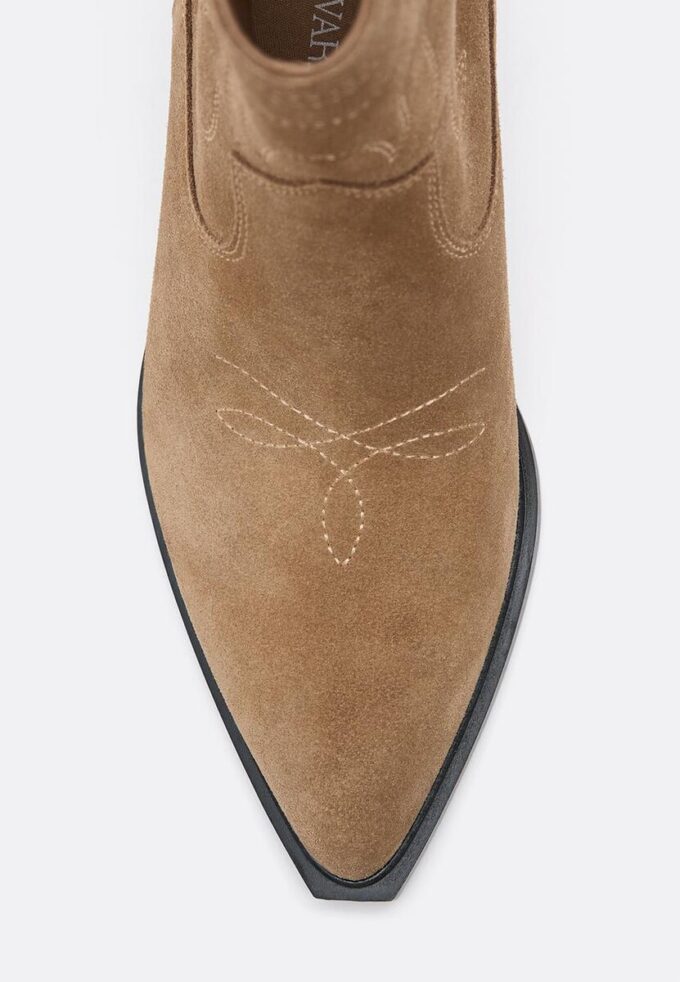 Botas de cano curto estilo cowboy em pele dividida