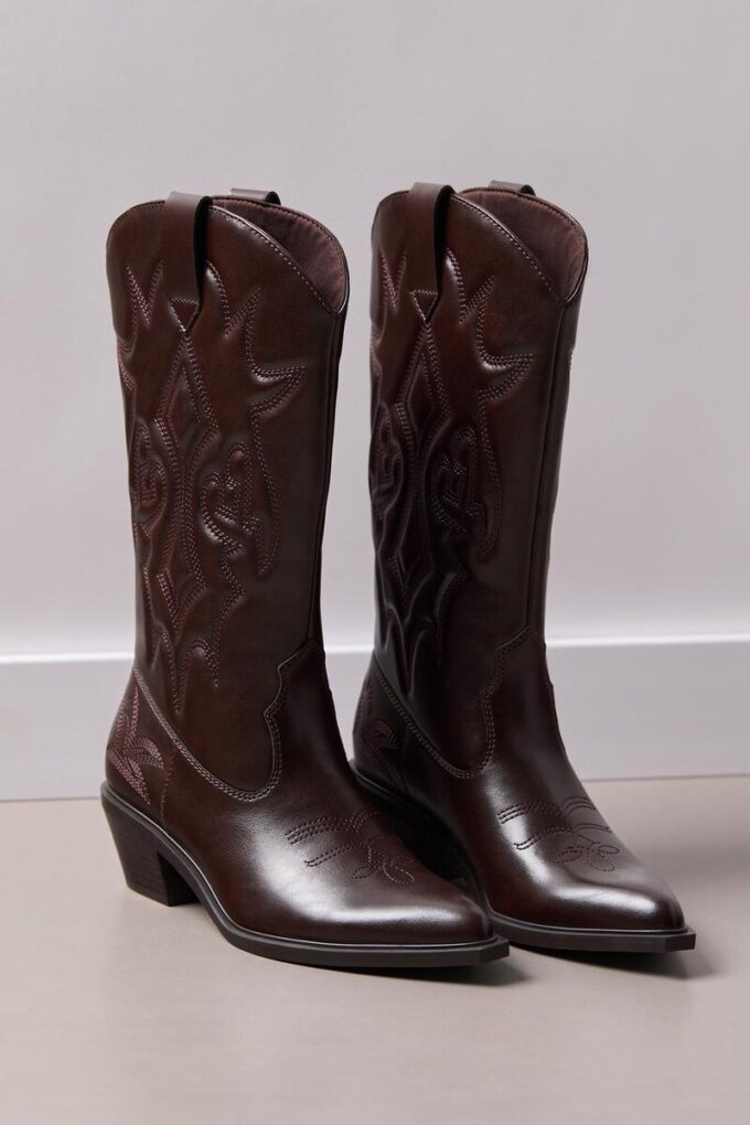 Botas de cowboy com salto Botas de cowboy com salto