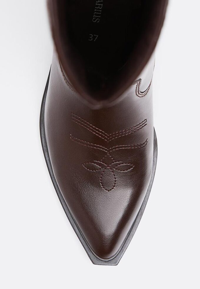 Botas de cowboy com salto Botas de cowboy com salto