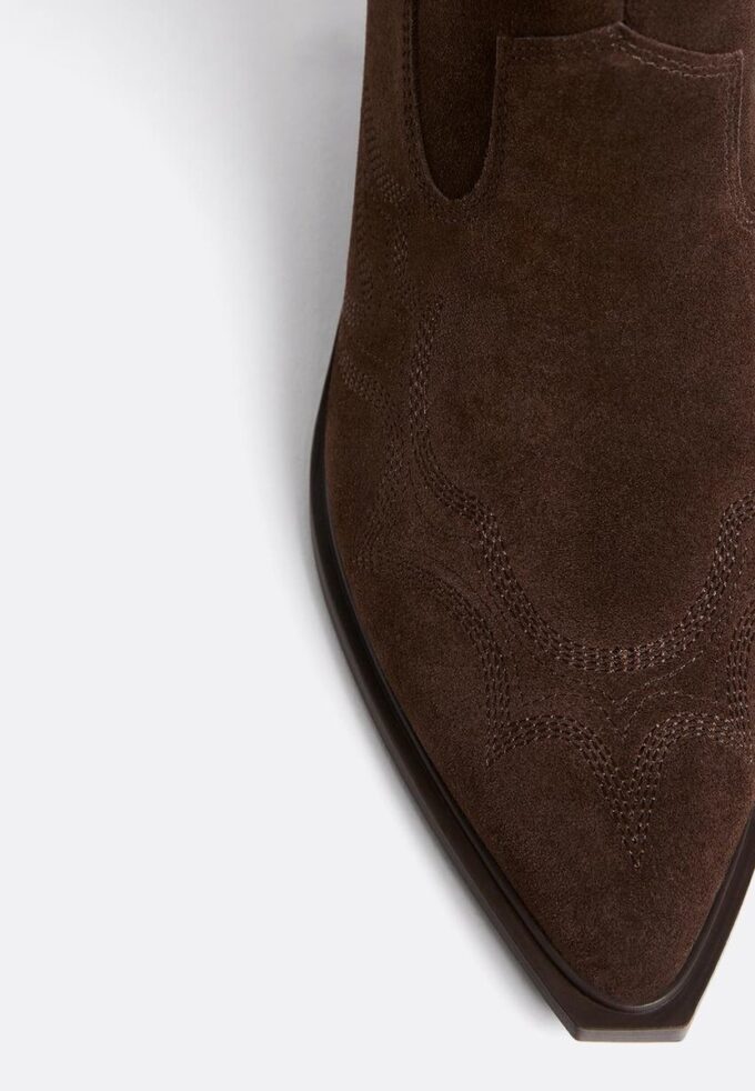 Botas de cowboy de cano curto com salto em pele dividida
