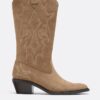 Botas de cowboy em pele dividida