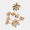 Brincos pendentes em forma de flor