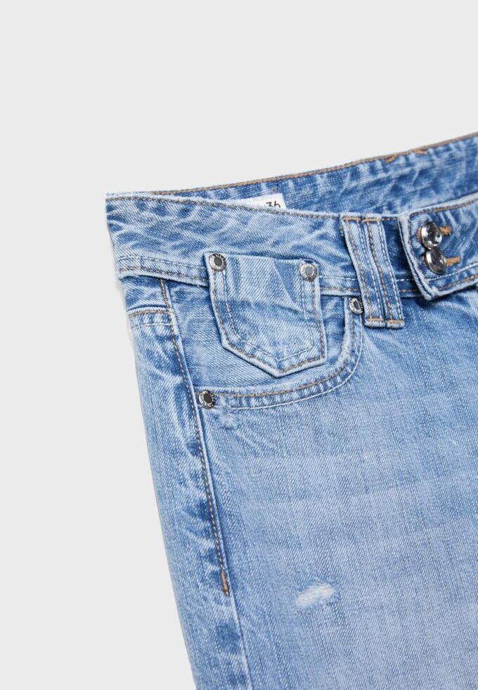 Calças de ganga de cintura baixa e perna Wide Leg com botão decorativo Calças de ganga de cintura baixa e perna Wide Leg com botão decorativo