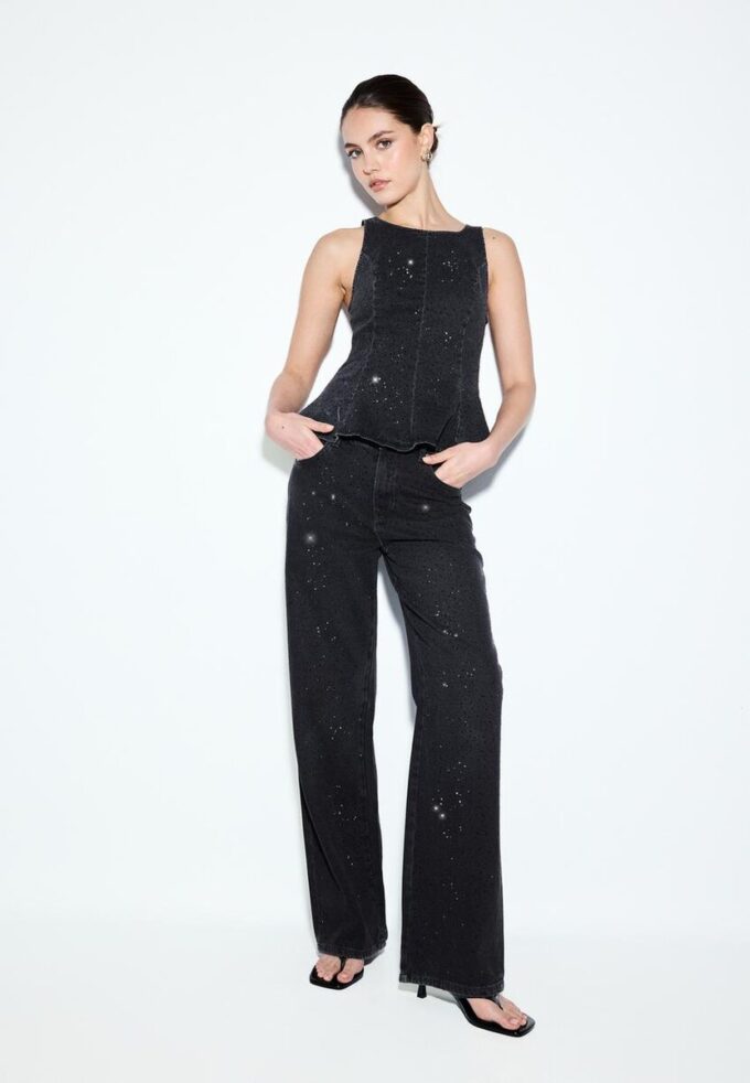 Calças de ganga de corte reto com strass Calças de ganga de corte reto com strass