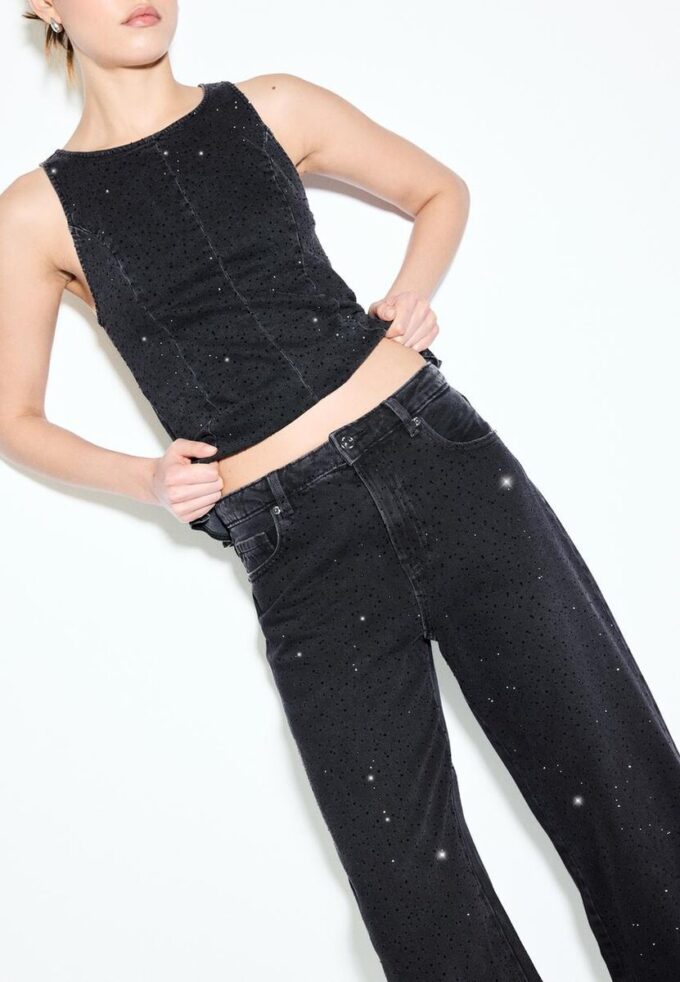 Calças de ganga de corte reto com strass Calças de ganga de corte reto com strass