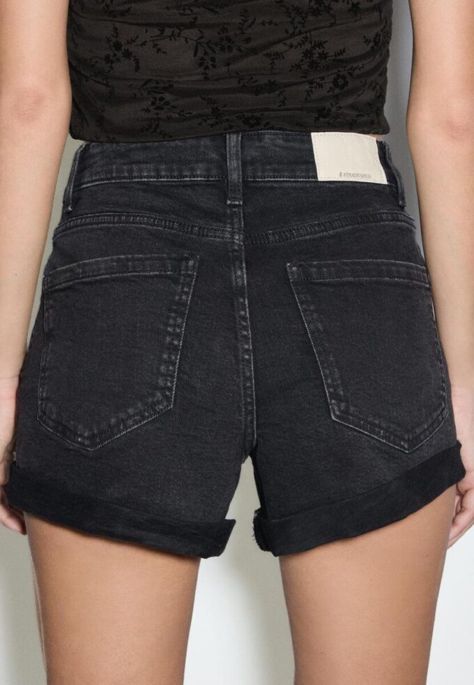 Calções D85 Slim Mom Fit