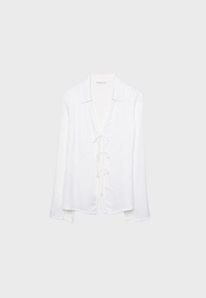 Camisa de cetim com laços
