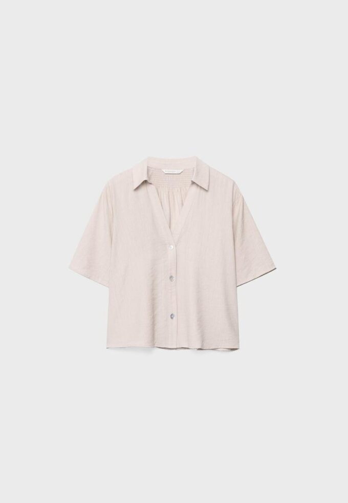 Camisa esvoaçante com botões