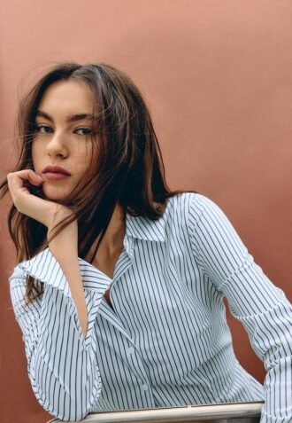 Camisa justa básica às riscas