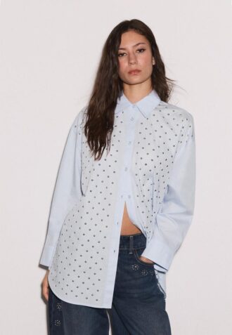 Camisa Oversize com Tachas