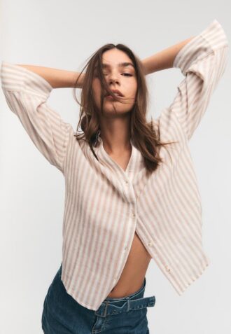 Camisas com mangas kimono com efeito de linho