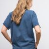 Camisas de manga curta com estampa e apliques Camisas de manga curta com estampa e apliques