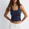 Camiseta de poliamida com alças largas Camiseta de poliamida com alças largas