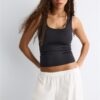 Camiseta de poliamida com alças largas Camiseta de poliamida com alças largas