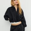 Camisola bomber com capuz estampada