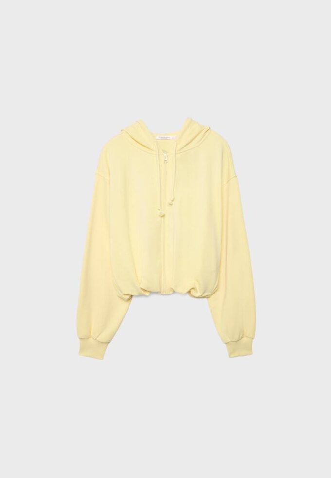 Camisola bomber com capuz estampada