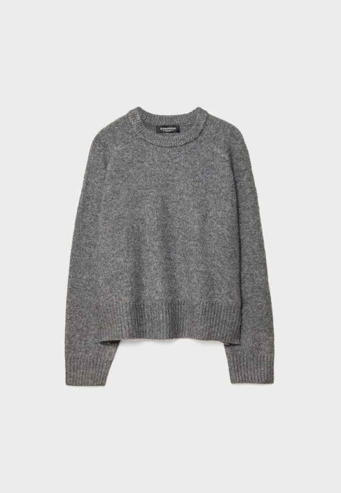 Camisola básica de malha macia