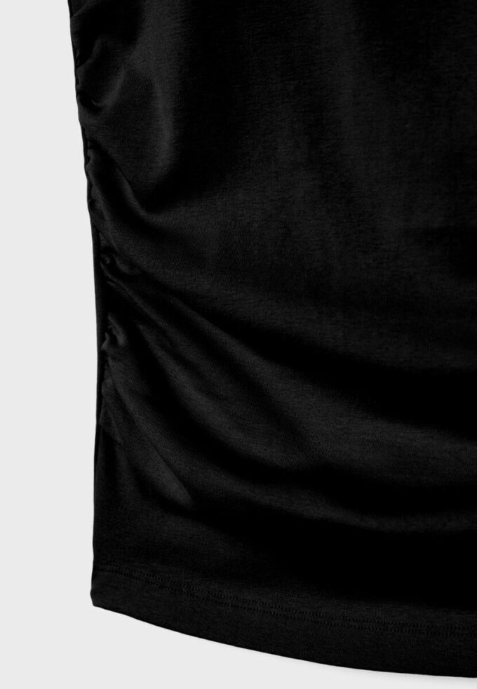 Camisola básica justa com franzido Camisola básica justa com franzido