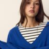 Camisola com decote em V e mangas em forma de asa de morcego