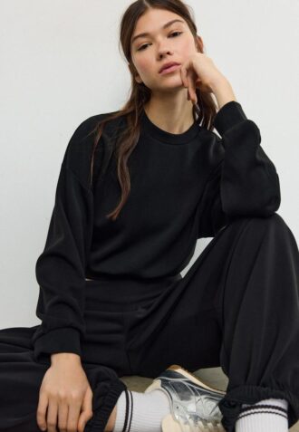 Camisola com mangas em forma de asa de morcego e Toque suave
