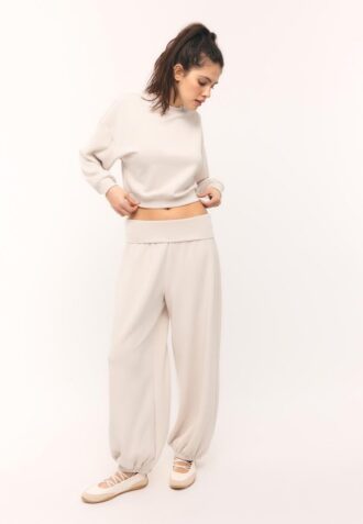 Camisola com mangas em forma de asa de morcego e Toque suave