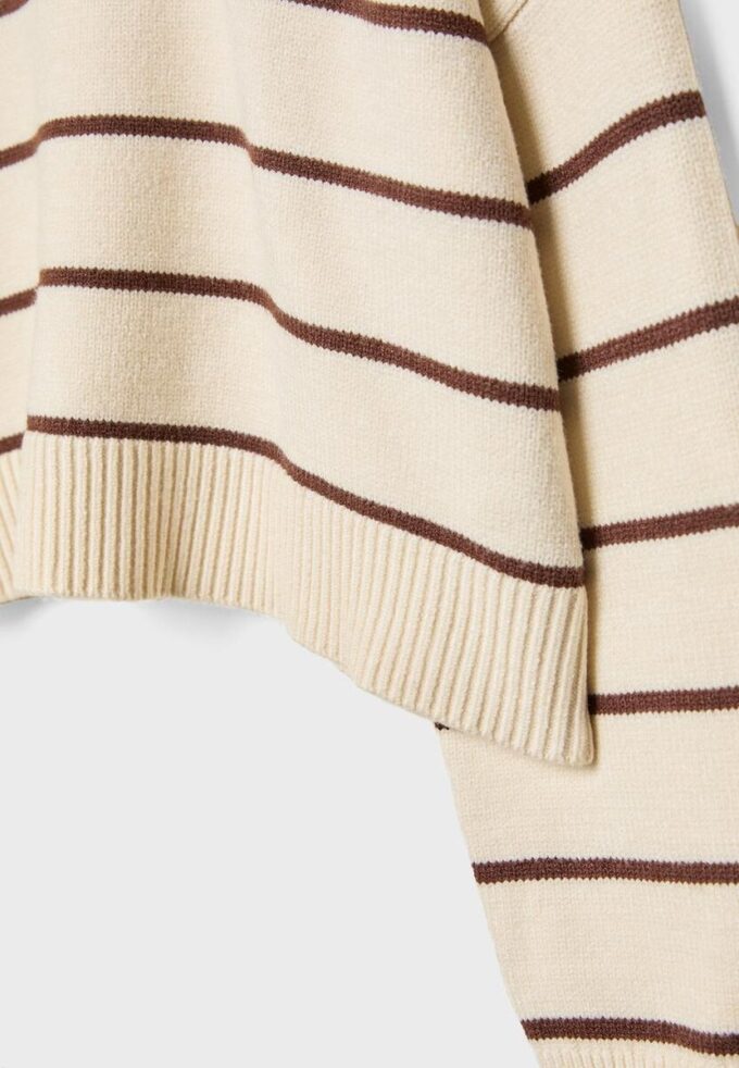 Camisola curta de malha às riscas