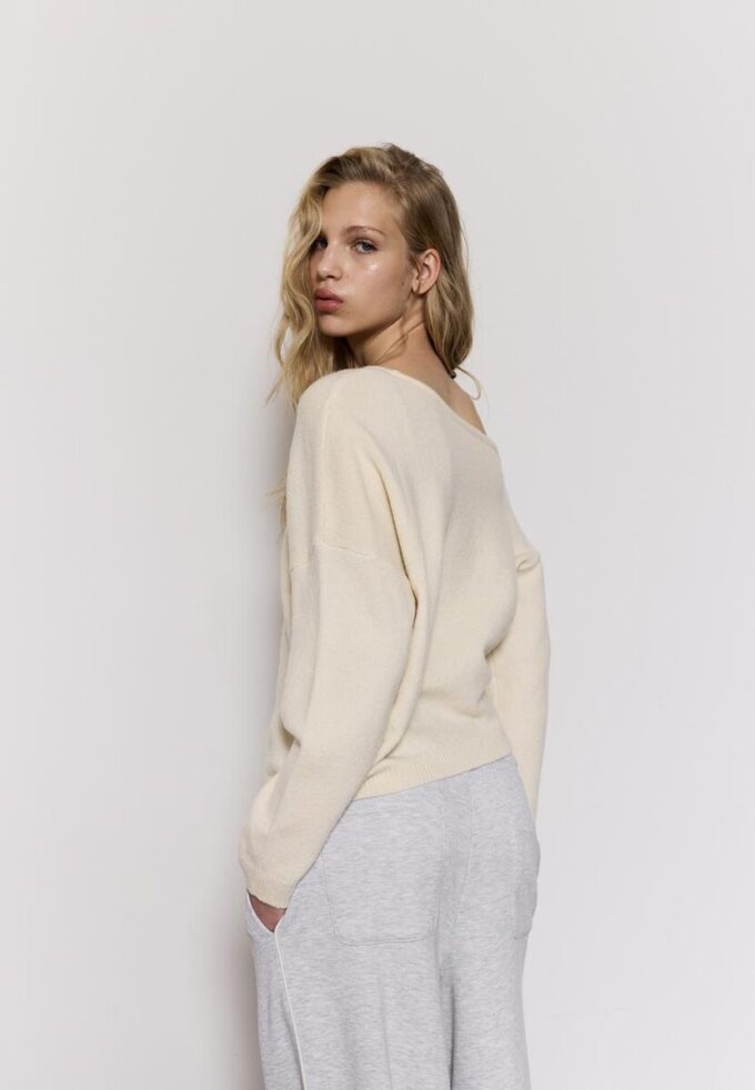 Camisola de malha assimétrica