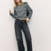 Camisola de malha com ombros acolchoados Camisola de malha com ombros acolchoados