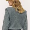 Camisola de malha com ombros acolchoados Camisola de malha com ombros acolchoados