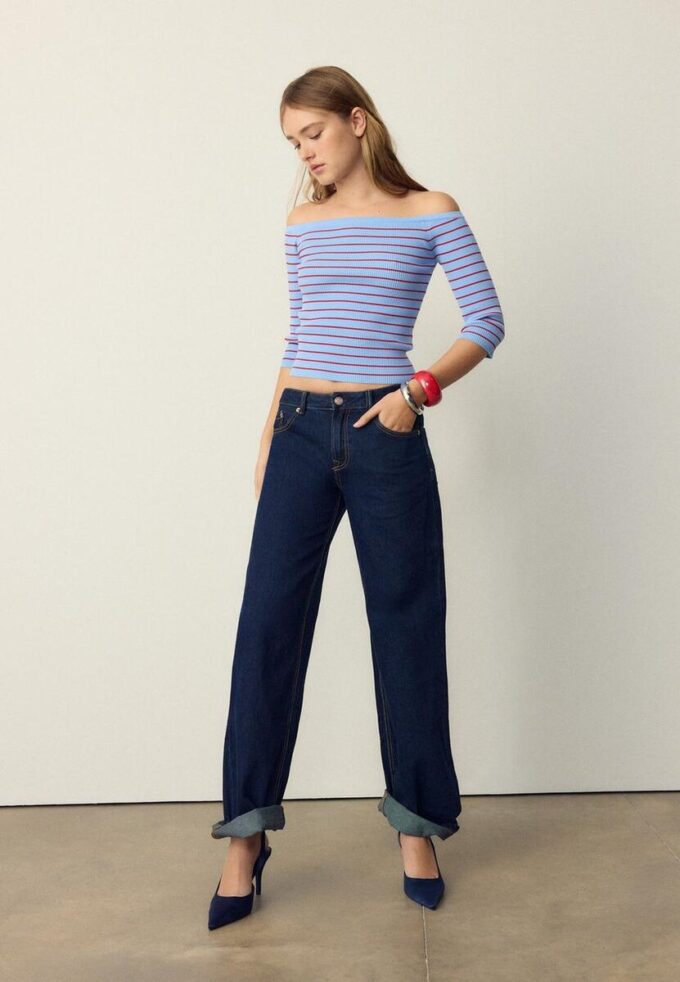 Camisola de malha justa às riscas Camisola de malha justa às riscas