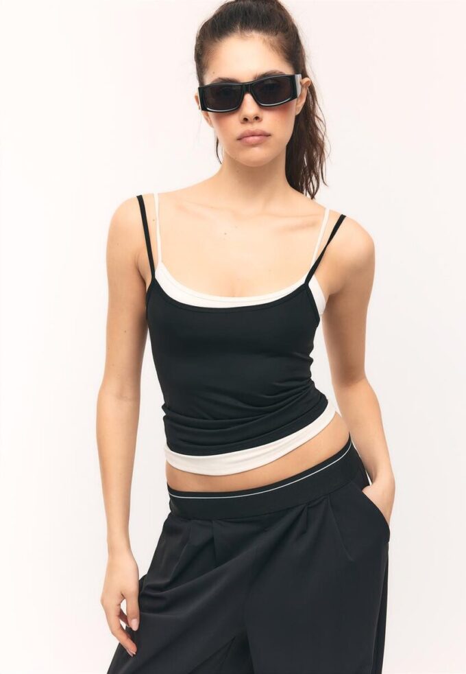 Camisola sem mangas básica Camisola sem mangas básica