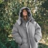 Casaco acolchoado oversize com capuz