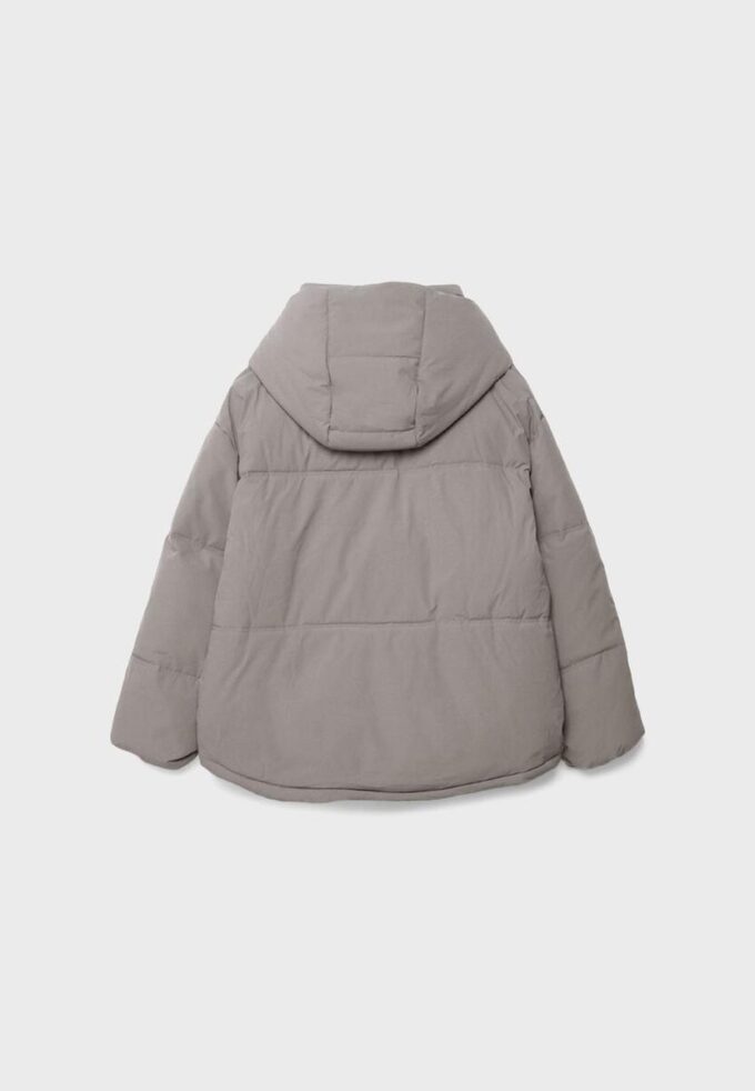 Casaco acolchoado oversize com capuz