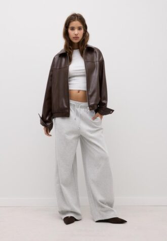 Casaco Oversize com Efeito de Pele