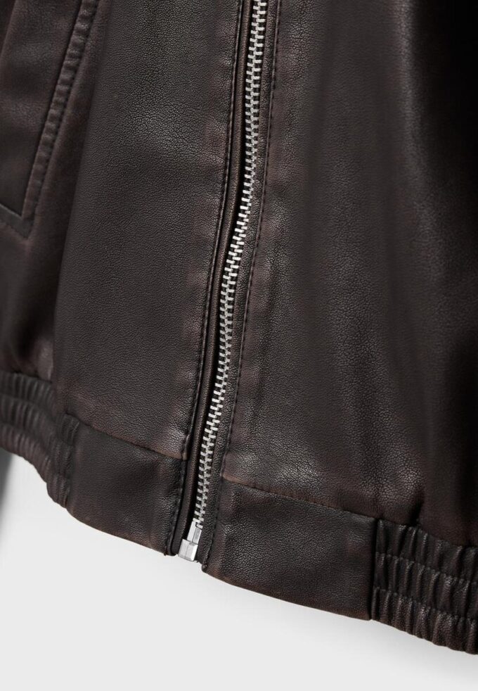 Casaco Oversize com efeito de pele lavada Casaco Oversize com efeito de pele lavada