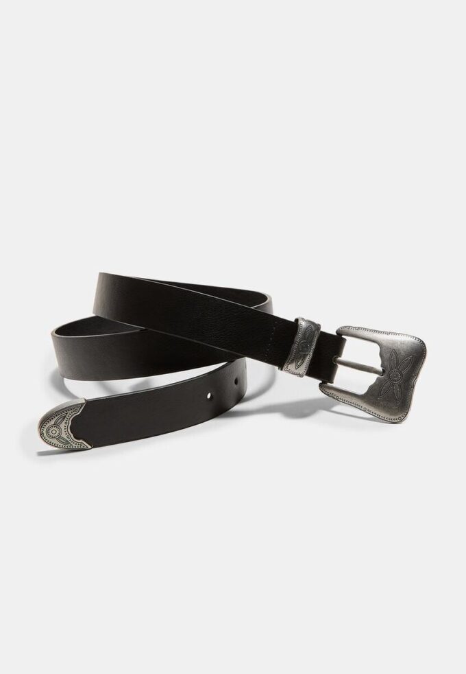 Cinto básico com fivela de cowboy