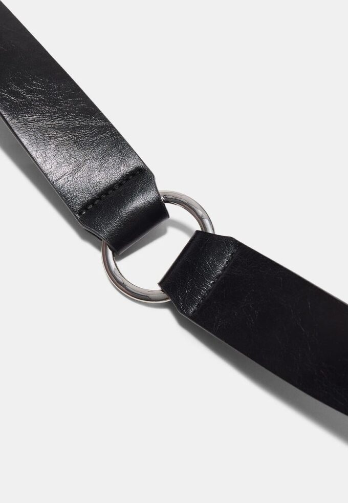 Cinto com fivela lateral